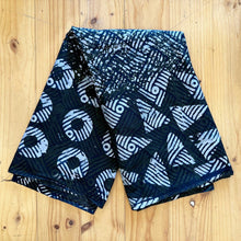Load image into Gallery viewer, Tanzania Batiki Handmade Fabric 25/05