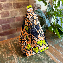 Load image into Gallery viewer, Pyramid Doorstop 25/09