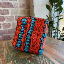 Load image into Gallery viewer, Pyramid Doorstop 25/19