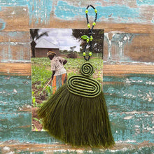 Load image into Gallery viewer, KUKUA PAMOJA : Growing Together