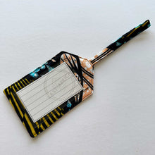 Load image into Gallery viewer, Luggage Tag 25/19