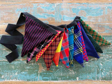 Load image into Gallery viewer, Bendera Maasai Shuka Flags