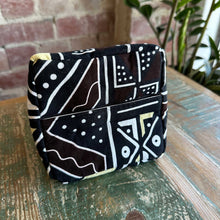 Load image into Gallery viewer, Pyramid Doorstop 25/05