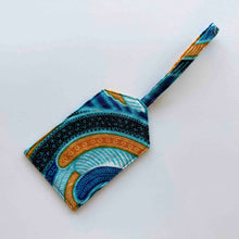 Load image into Gallery viewer, Luggage Tag 26/10