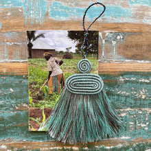 Load image into Gallery viewer, KUKUA PAMOJA : Growing Together