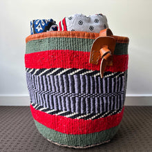 Load image into Gallery viewer, Woollen Handwoven Basket 25/07