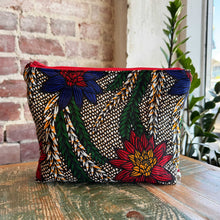 Load image into Gallery viewer, African Fabric ZIPPY Bag 25/04