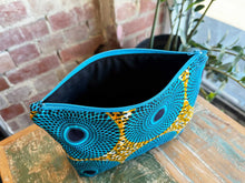 Load image into Gallery viewer, African Fabric ZIPPY Bag 25/08
