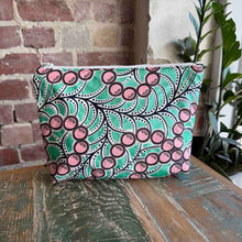 Load image into Gallery viewer, African Fabric ZIPPY Bag 25/10