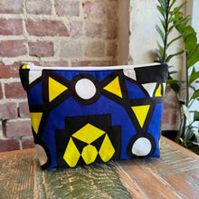 Load image into Gallery viewer, African Fabric ZIPPY Bag 25/13