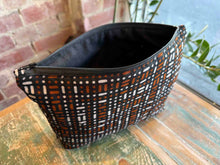 Load image into Gallery viewer, African Fabric ZIPPY Bag 25/14