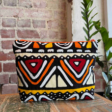 Load image into Gallery viewer, African Fabric ZIPPY Bag 25/17