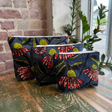 Load image into Gallery viewer, African Fabric ZIPPY Bag 25/09