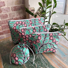 Load image into Gallery viewer, African Fabric ZIPPY Bag 25/10