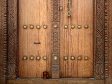 Load image into Gallery viewer, Kenyan Tusker Bottle Handcrafted Candle