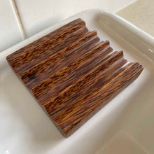 Load image into Gallery viewer, Zanzibar Cocowood Soap Dish