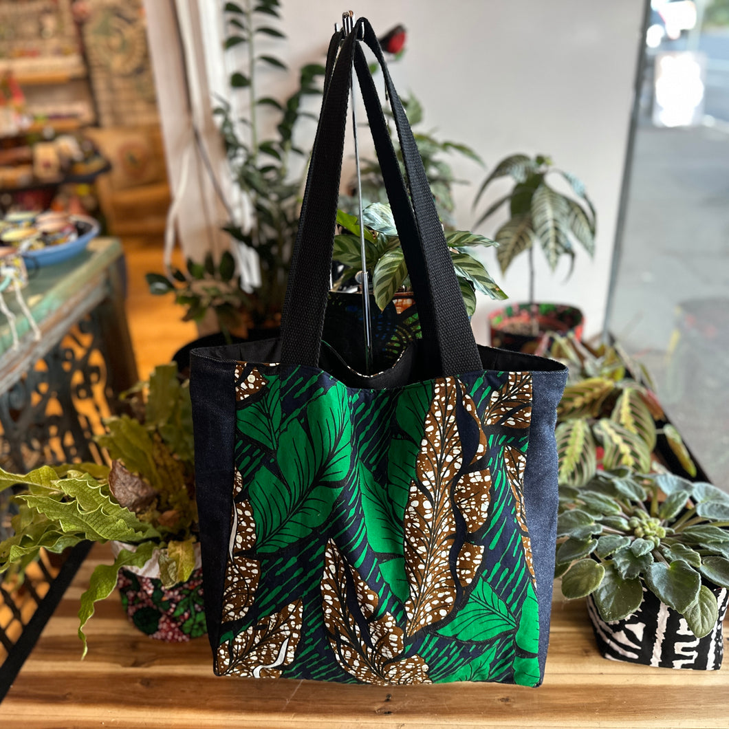 JUNGLE Inua Market Tote