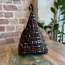 Load image into Gallery viewer, Pyramid Doorstop 25/17

