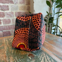 Load image into Gallery viewer, Pyramid Doorstop 25/18
