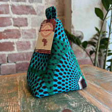 Load image into Gallery viewer, Pyramid Doorstop 25/26
