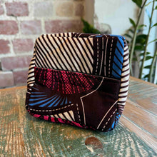 Load image into Gallery viewer, Pyramid Doorstop 25/28
