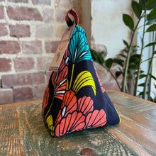 Load image into Gallery viewer, Pyramid Doorstop 25/29
