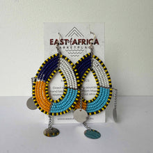 Load image into Gallery viewer, Maasai Beaded Earrings 25/07
