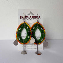 Load image into Gallery viewer, Maasai Beaded Earrings 25/08
