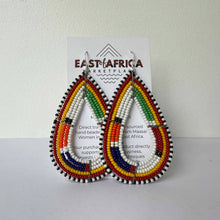 Load image into Gallery viewer, Maasai Beaded Earrings 25/23

