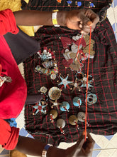 Load image into Gallery viewer, Maasai Moyo Hearts
