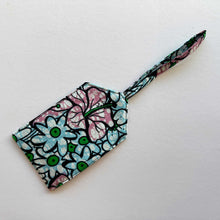 Load image into Gallery viewer, Luggage Tag 25/29
