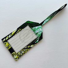 Load image into Gallery viewer, Luggage Tag 25/04
