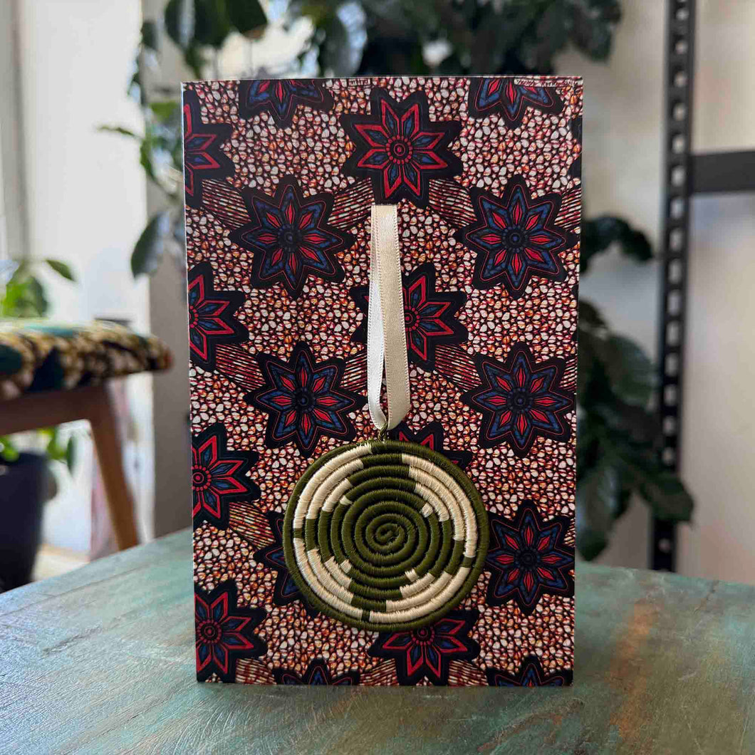 Woven Ornament on Gift Card 25/01