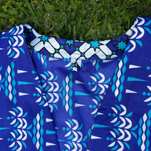 Load image into Gallery viewer, Khanga Robe Large-XL 25/02
