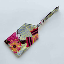 Load image into Gallery viewer, Luggage Tag 26/04
