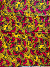 Load image into Gallery viewer, East African Wax Print Fabric 24/11
