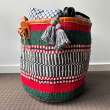Load image into Gallery viewer, Woollen Handwoven Basket 23/15
