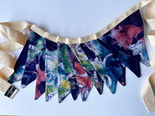 Load image into Gallery viewer, East African Wax Print Bunting Flags 21/4
